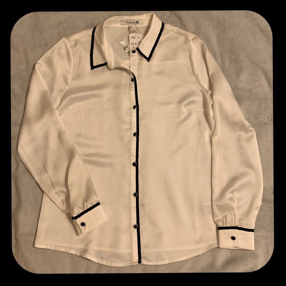 Forever 21 Tops - NEW Forever 21 Silky Blouse S: M